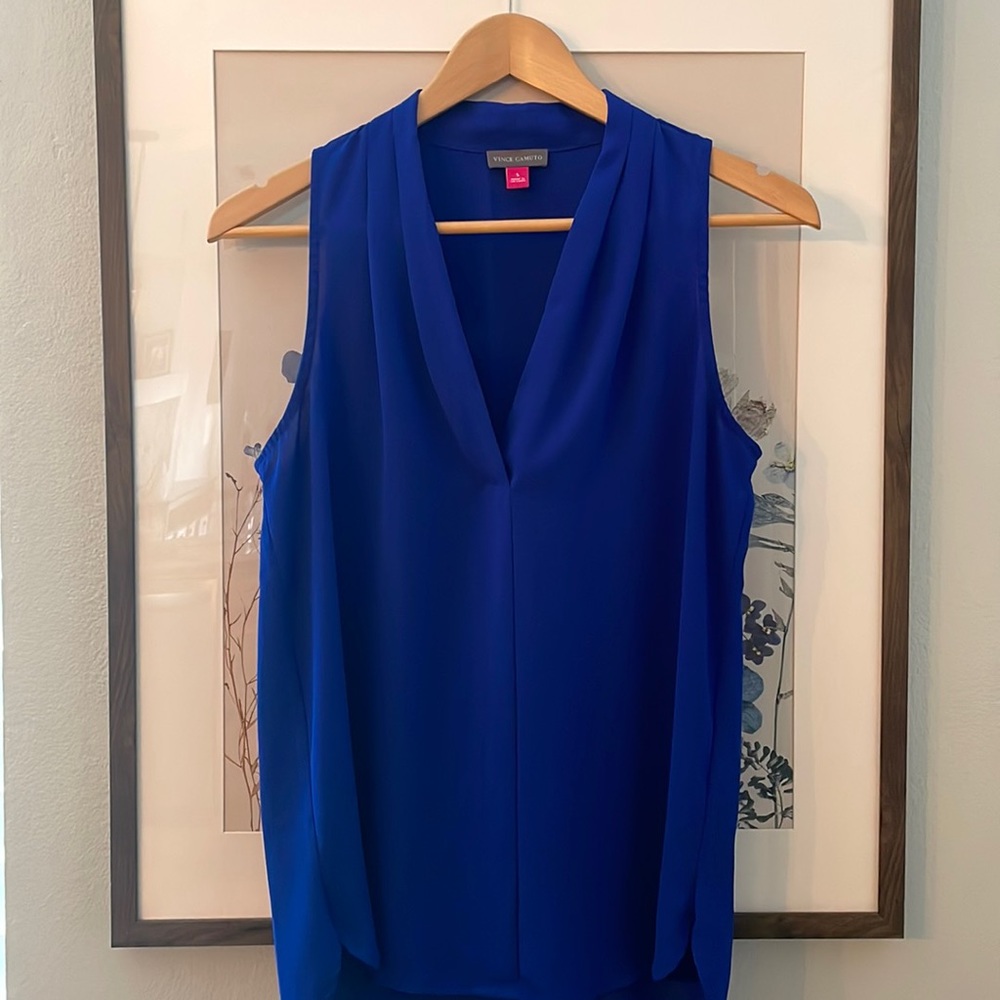 Vince Camuto, small sleeveless blouse